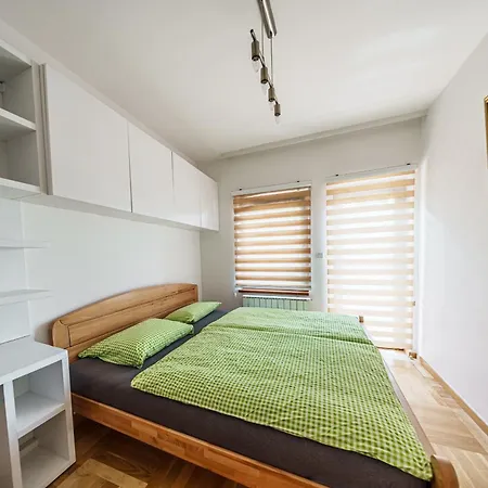 Apartamento Spacious Haven, 3br Penthouse, Free Grg Pkg, Old Town Saraievo