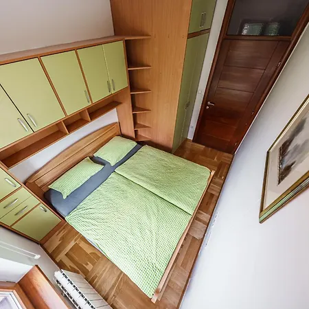 Apartamento Spacious Haven, 3br Penthouse, Free Grg Pkg, Old Town