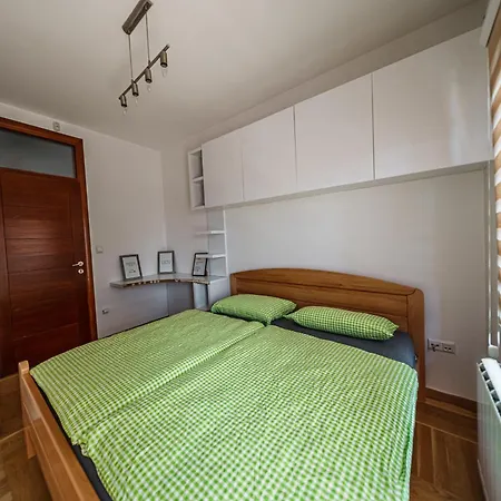 Apartamento Spacious Haven, 3br Penthouse, Free Grg Pkg, Old Town Saraievo