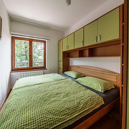 Spacious Haven, 3br Penthouse, Free Grg Pkg, Old Town Apartamento Saraievo
